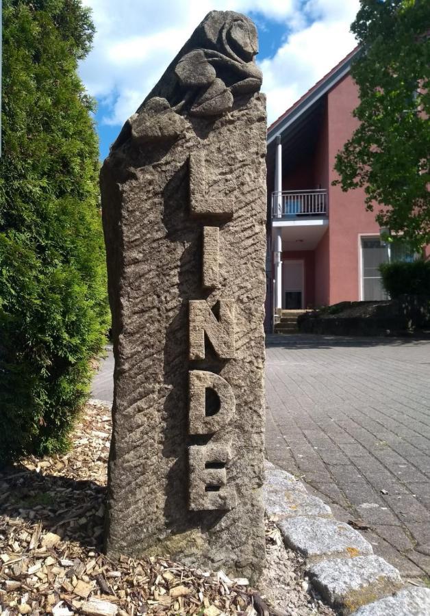 Gasthaus Linde Ingelfingen ภายนอก รูปภาพ